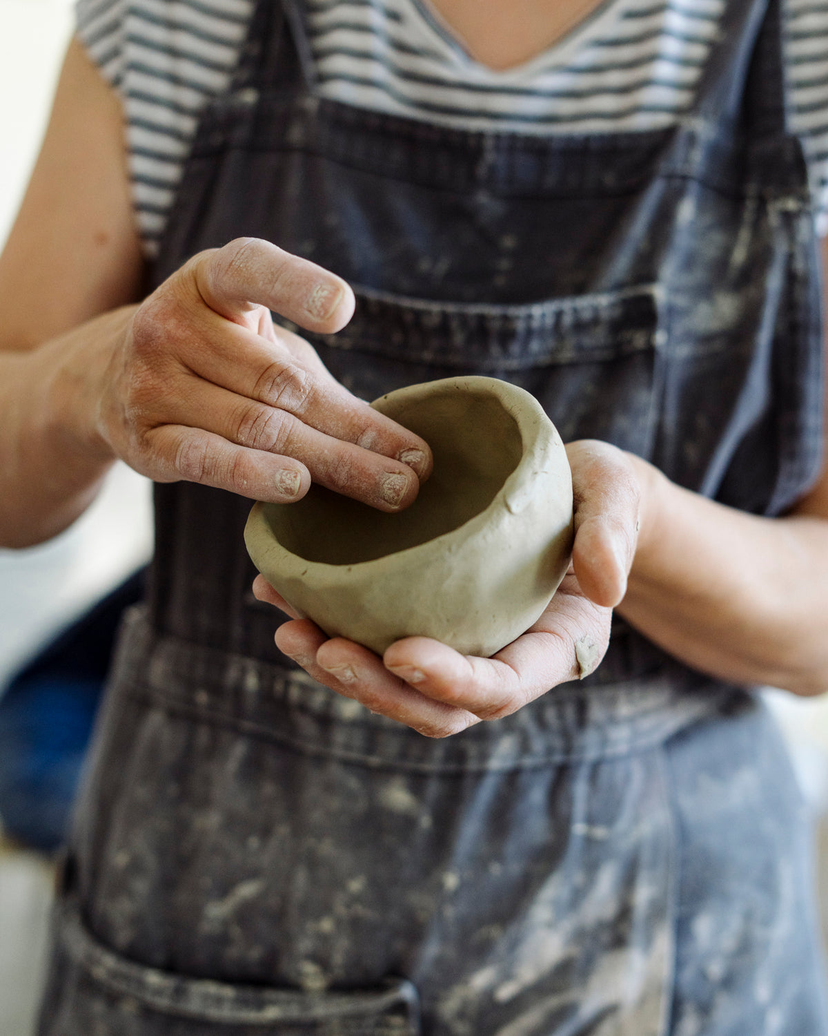 Kurzformat: Ton und Kaffee – rami ceramics